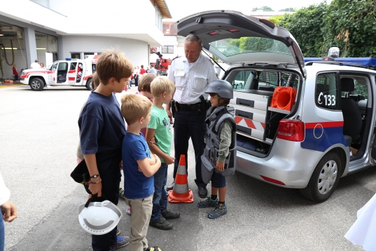 Ferienspaß für die Kids beim Blaulichttag in Thalheim bei Wels