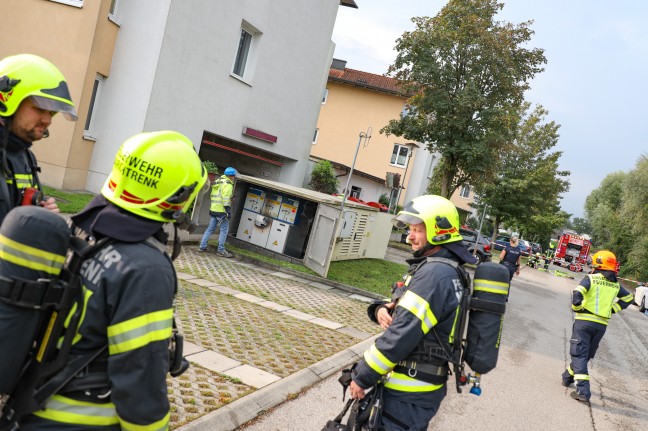Brand in einer Trafostation in Marchtrenk sorgt für Stromausfall und Einsatz der Feuerwehr