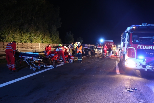 Sieben Verletzte bei schwerem Verkehrsunfall auf der Innkreisautobahn