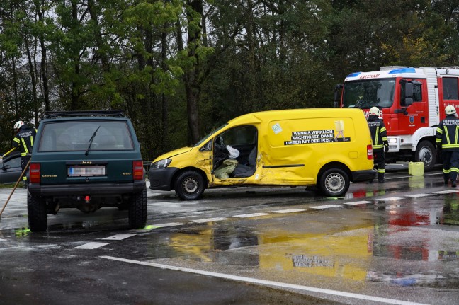 Schwerer Verkehrsunfall auf Innviertler Straße in Kallham fordert zwei teils Schwerverletzte