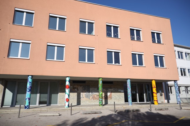Verfassungsschutz ermittelt gegen Lehrerin einer Schule in Wels-Neustadt