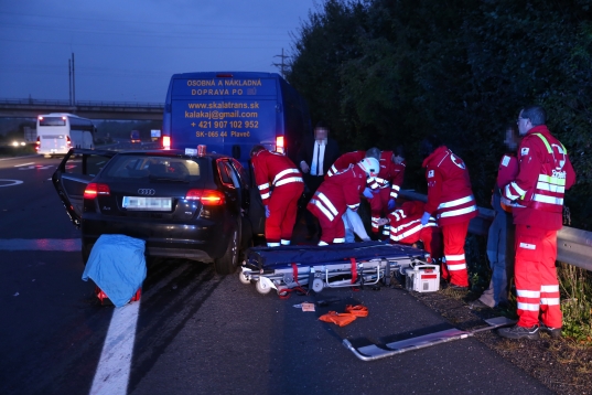 Sechs Verletzte bei schwerem Verkehrsunfall auf der Welser Autobahn