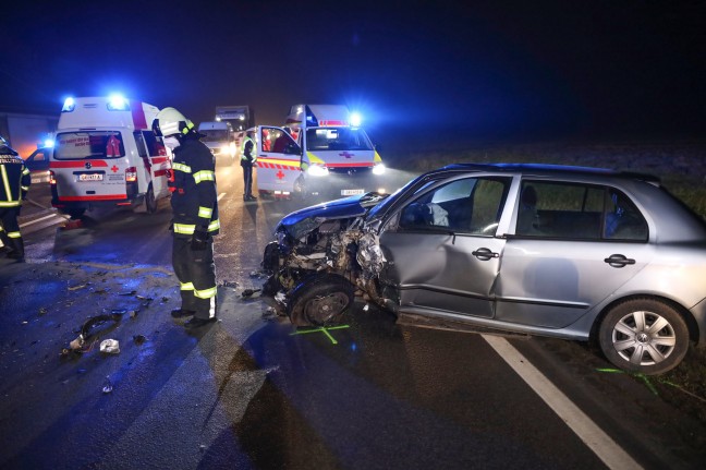 Schwerer Verkehrsunfall auf Innviertler Straße bei Grieskirchen fordert zwei Verletzte