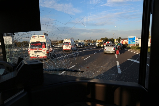 Vier Verletzte bei Verkehrsunfall mit Linienbus im Abendverkehr in Wels