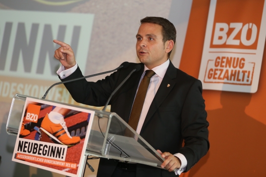 Gerald Grosz zum neuen "kantigen" BZÖ-Bundesobmann gewählt