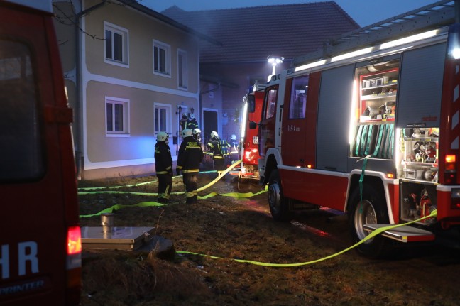 Kellerbrand in Sattledt sorgt für Einsatz der Feuerwehr