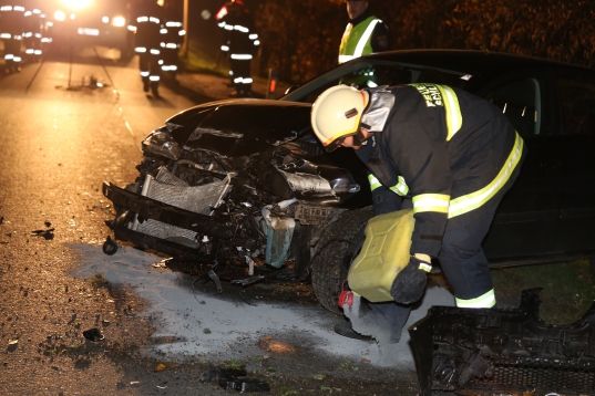 Fahrzeuglenker nach Verkehrsunfall in Weißkirchen an der Traun verschwunden