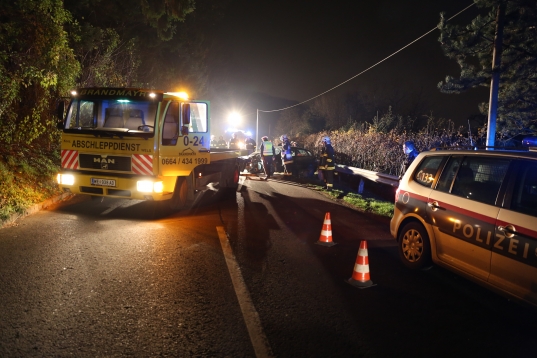 Fahrzeuglenker nach Verkehrsunfall in Weißkirchen an der Traun verschwunden