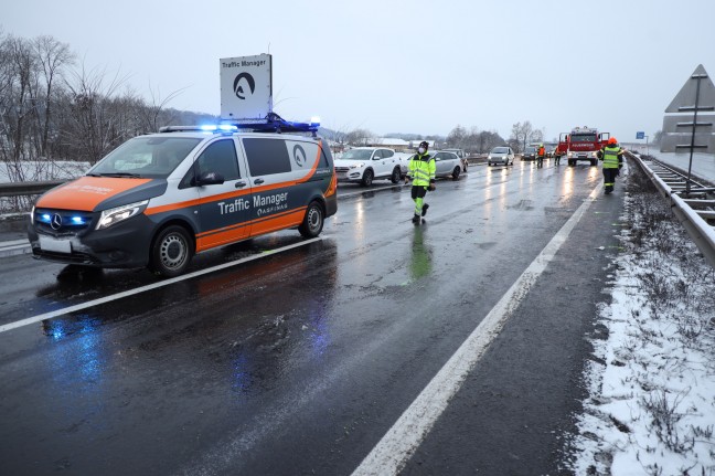 24 Verletzte bei schwerem Serienunfall auf Welser Autobahn in Pucking