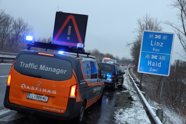 24 Verletzte bei schwerem Serienunfall auf Welser Autobahn in Pucking