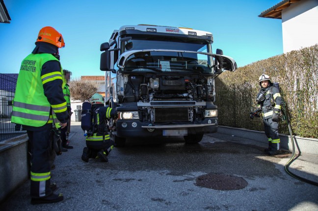 Kleinbrand bei einem Müllwagen in Marchtrenk sorgt für Einsatz der Feuerwehr
