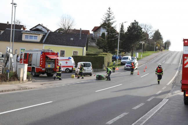 Motorradlenker bei Kollision mit Fahrzeug auf Mauthausener Straße in Wartberg ob der Aist verletzt