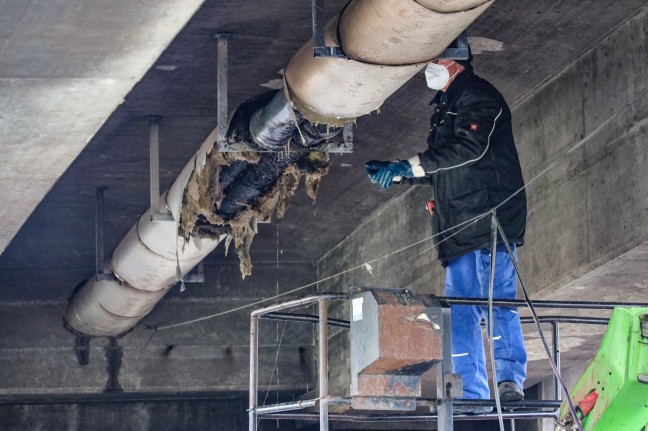 Drei Schüler nach Brand unter Brücke in Schlatt als Brandstifter ausgeforscht