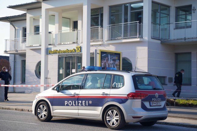 Tatverdächtiger nach Überfall auf Bankfiliale in St. Pantaleon festgenommen