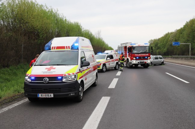 Schwerer Unfall auf Innkreisautobahn bei Utzenaich fordert zwei Verletzte