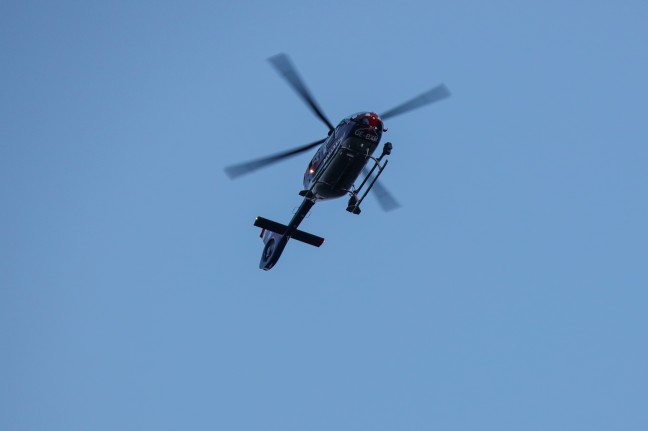 Suchaktion: Größerer Einsatz der Polizei samt Hubschrauber in Stadl-Paura
