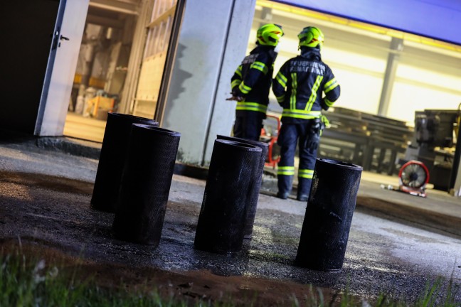 Brand einer Absauganlage eines Stahlbauunternehmens in Neuhofen an der Krems