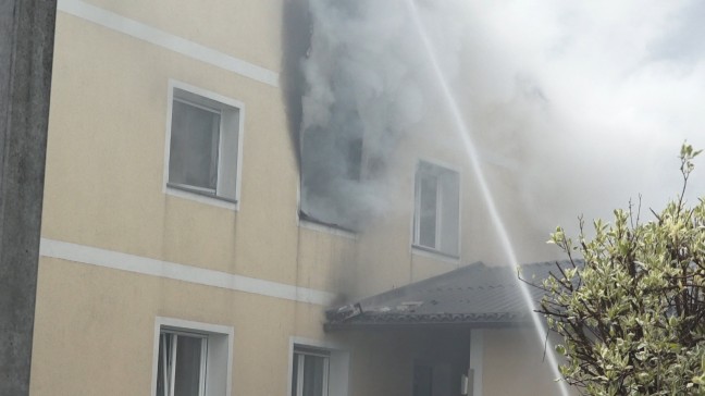 Sechs Feuerwehren bei Wohnhausbrand in Garsten im Einsatz