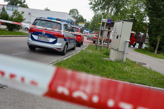 Tödliches Ereignis: Person in Wels-Innenstadt durch Einsatzkräfte leblos aus der Traun geborgen