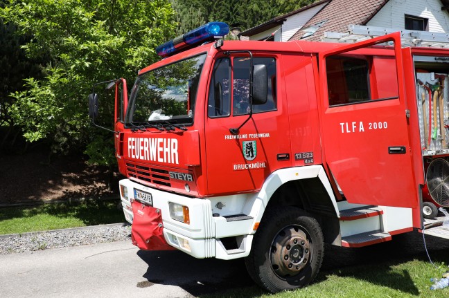 Vier Feuerwehren bei Brand mehrerer Akkus in einem Wohnhaus in Ottnang am Hausruck im Einsatz