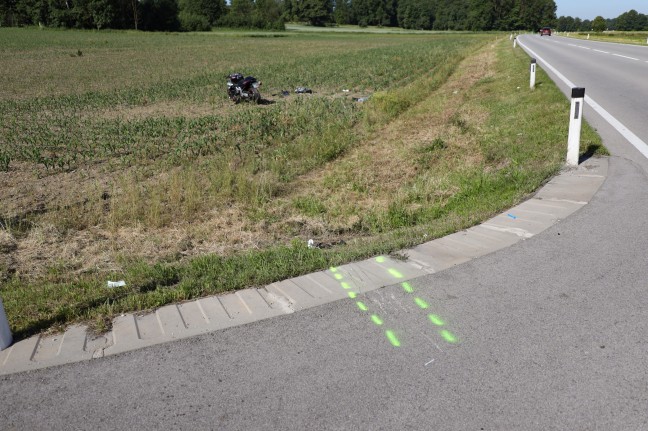 Motorradfahrer bei Kollision mit Kleintransporter in St. Georgen bei Grieskirchen schwer verletzt