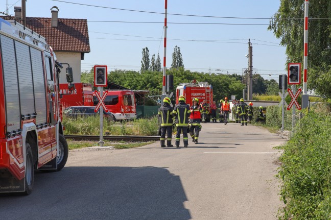 Gemeldete Gasexplosion bei Chemiebetrieb in Edt bei Lambach sorgt fr greren Einsatz