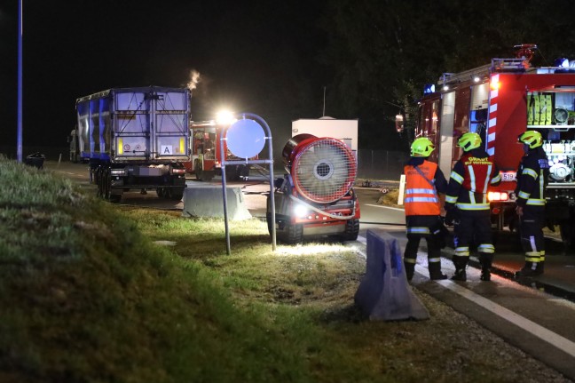 Brand eines LKW mit Aluminium-Schrott auf Pyhrnautobahn in Schlierbach sorgt für Großeinsatz