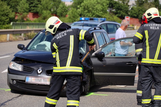 Schwerer Verkehrsunfall auf Wiener Straße in Marchtrenk