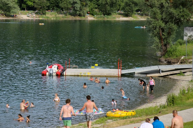 Nichtschwimmer wollte Nichtschwimmer aus Pleschinger See retten - Wasserrettung rettete letztlich beide