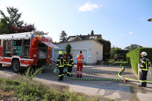 Acht Feuerwehren bei Wohnhausbrand in Perg im Einsatz