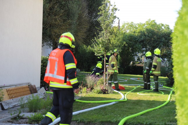 Acht Feuerwehren bei Wohnhausbrand in Perg im Einsatz