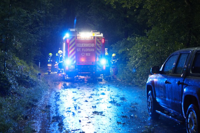 Unwetter trifft Oberösterreich: Über 1.100 Einsätze der Feuerwehren - mehrere Personen gerettet