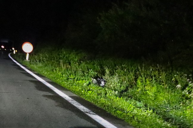 Motorradlenker bei Kollision mit LKW auf Westautobahn bei Regau schwer verletzt