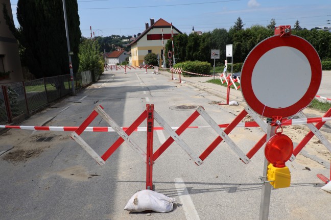 Unwetterschäden: Reparaturarbeiten an Almtalbahn bei Pettenbach