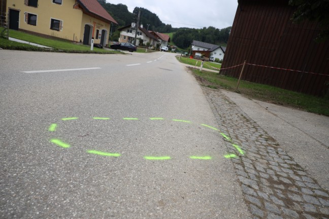 Messerattacke: Zeltfestbesucher (16) in Eschenau im Hausruckkreis niedergestochen und schwer verletzt