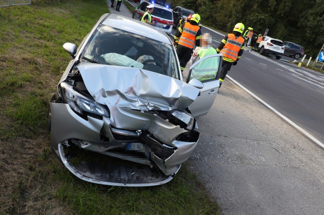 Kreuzungskollision bei der Autobahnanschlussstelle in Weikirchen an der Traun