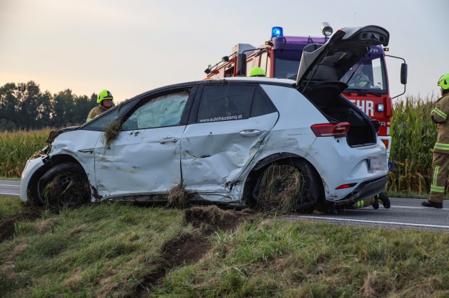 Schwerer Crash auf Rieder Straße bei Haag am Hausruck fordert zwei Verletzte