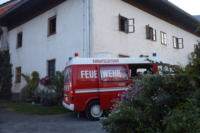 Drei Feuerwehren bei Zimmerbrand auf Bauernhof in Micheldorf in Oberösterreich im Einsatz