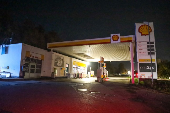 Vermuteter Brand bei Tankstelle in Schlierbach stellte sich zum Glück als falscher Alarm heraus