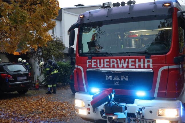 Brand des Eingangsbereiches bei einem Reihenhaus in Wels-Innenstadt