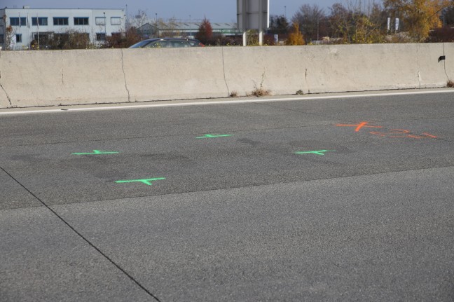 Autolenker (55) starb bei Auffahrunfall zwischen zwei PKW auf Westautobahn in St. Florian