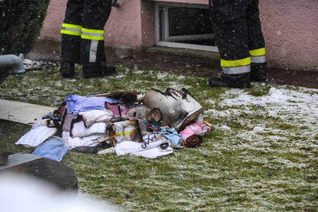 Brand eines Badezimmerschrankes in einem Einfamilienhaus in Pasching