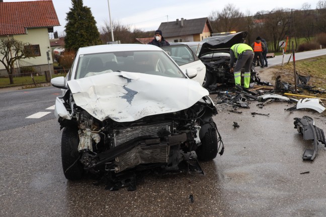 Schwerer Verkehrsunfall in Andrichsfurt fordert zwei Verletzte
