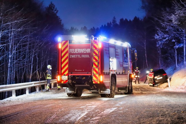 Mehrere Verletzte bei schwerem Verkehrsunfall in Sonnberg im Mühlkreis
