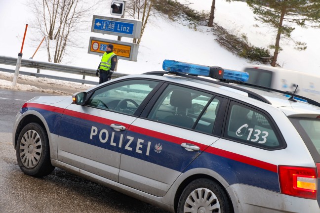 Schwerer Verkehrsunfall im Falkensteintunnel auf der Pyhrnautobahn bei St. Pankraz