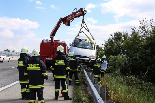 Verkehrsunfall auf der Westautobahn bei Eggendorf im Traunkreis