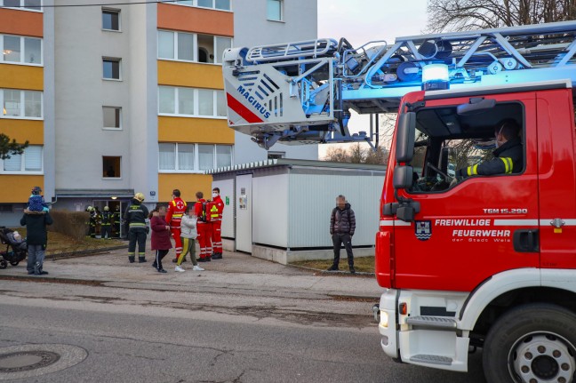 Einsatz der Feuerwehr in Wels-Vogelweide durch angebranntes Kochgut ausgelst