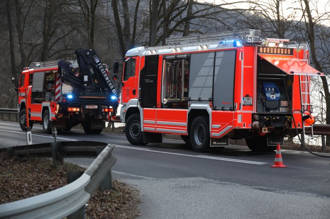 Kreuzungsunfall auf Eferdinger Strae in Leonding fordert drei Verletzte