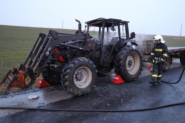 Brand eines Traktors in Gunskirchen