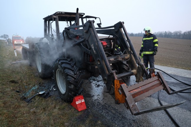 Brand eines Traktors in Gunskirchen